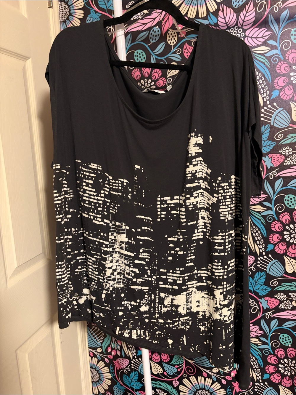 Reitmans Black Tee with White Cityscape Print
